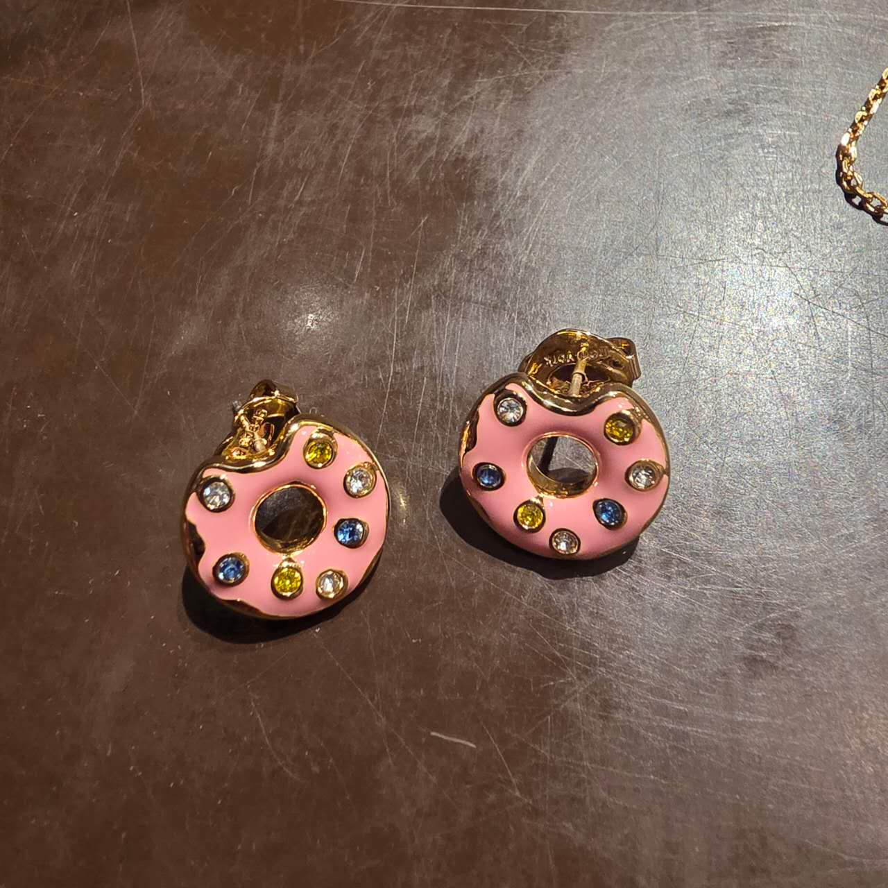 黄铜锆石耳饰 镀18k金KS糖果色美味甜甜圈耳钉甜美减龄百搭