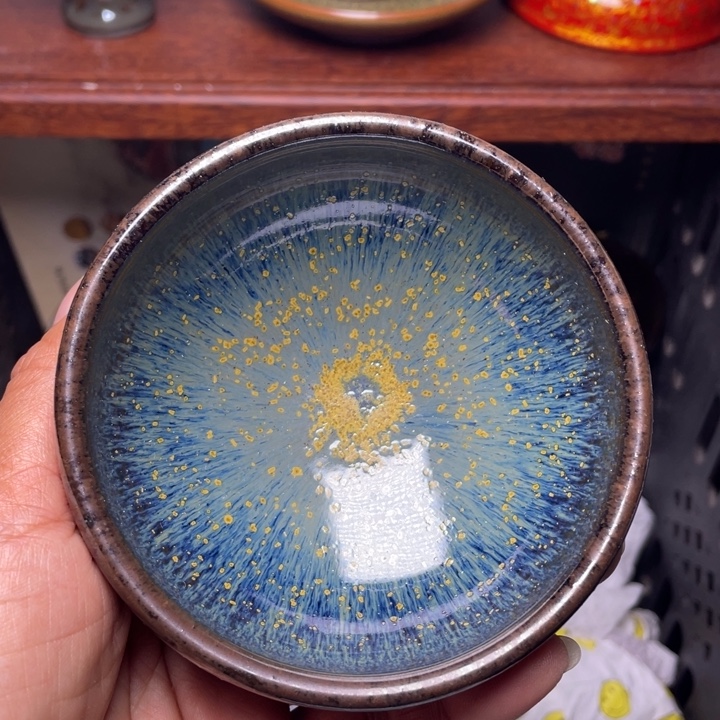 茶盏你是谁呢是吗