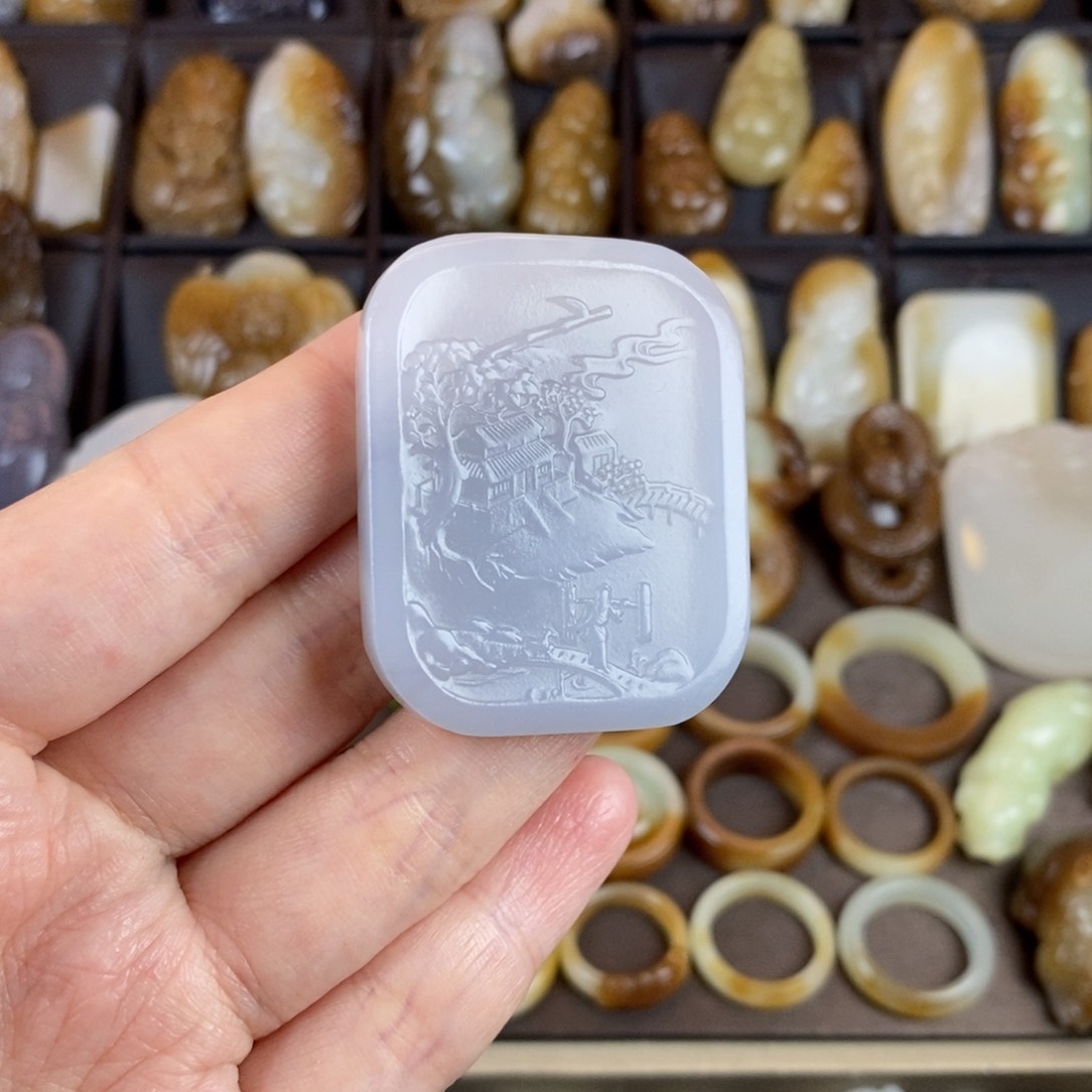 和田玉颈饰未镶嵌