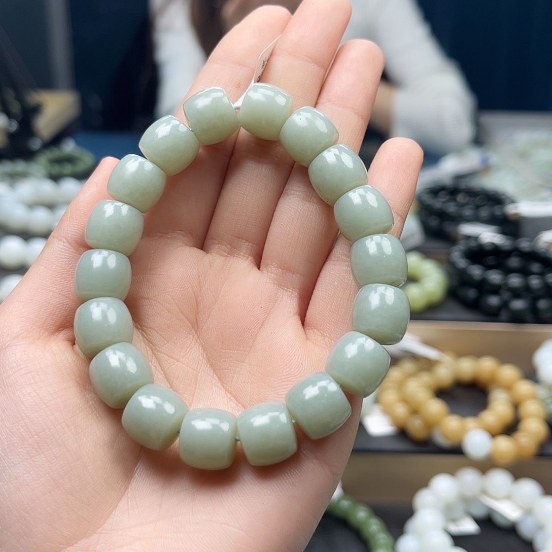 和田玉手链未镶嵌