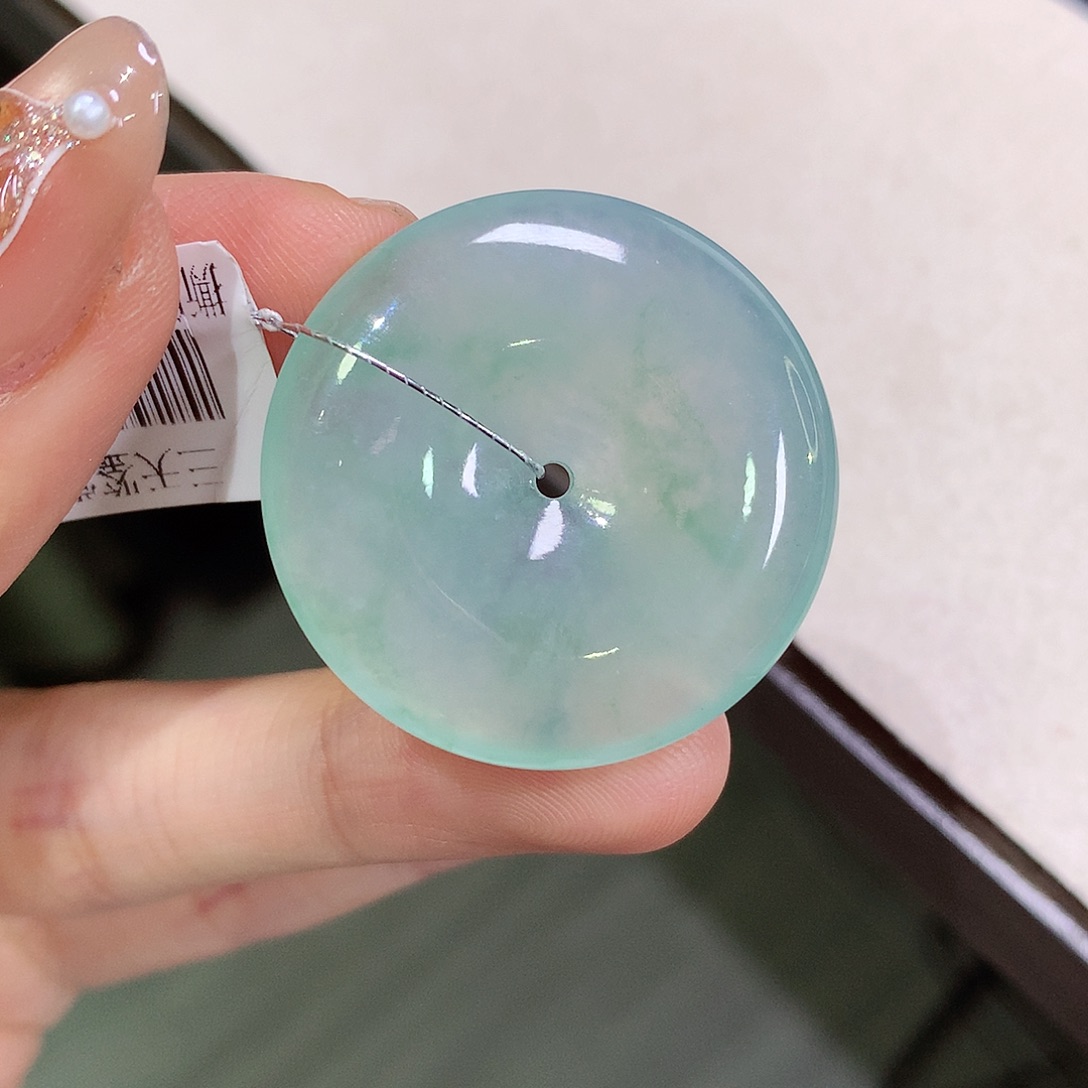 翡翠未镶嵌颈饰30.8-5.7