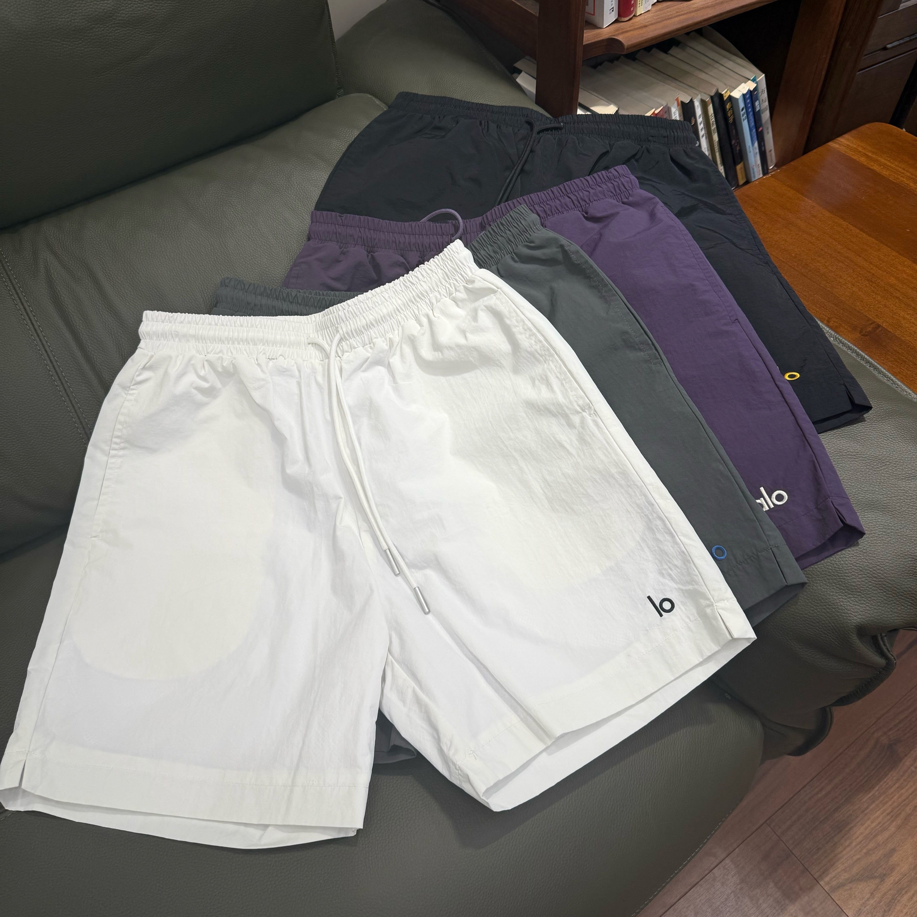 纯棉【刺绣梭织小标短裤】，男女同款D28219