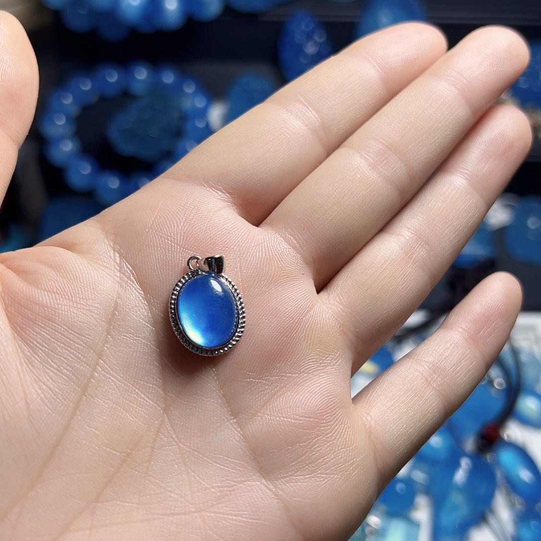 悠***7海蓝吊坠直播间专拍