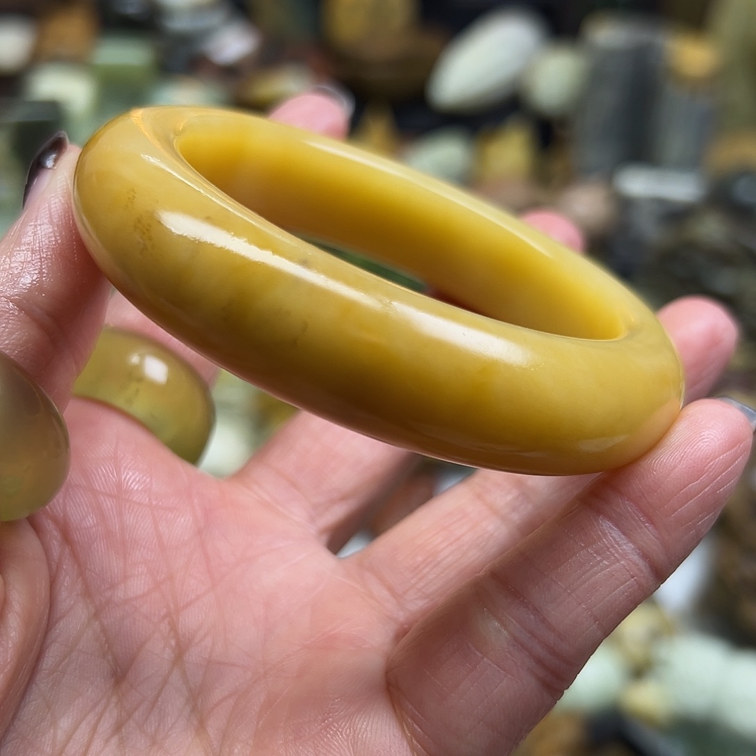 岫玉未镶嵌颈饰辽阳料56得养送油