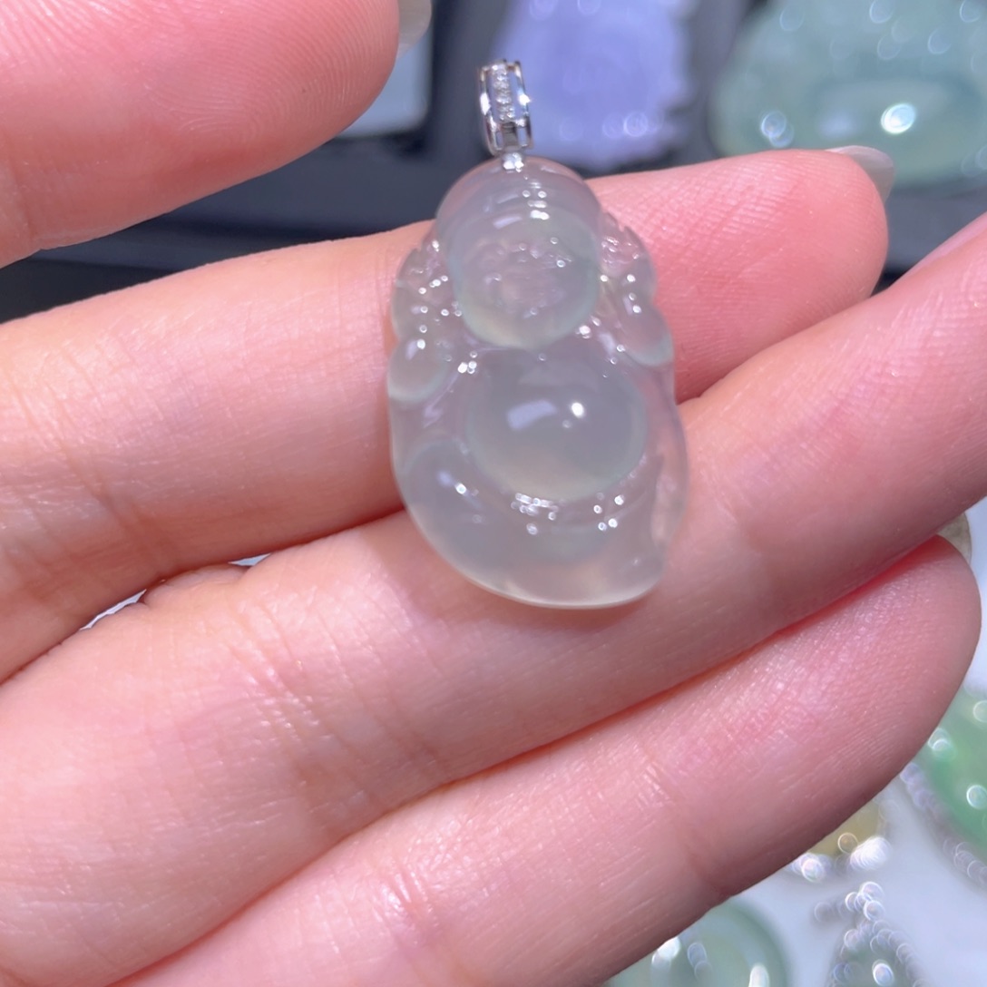 颈饰18K金镶嵌翡翠翡翠