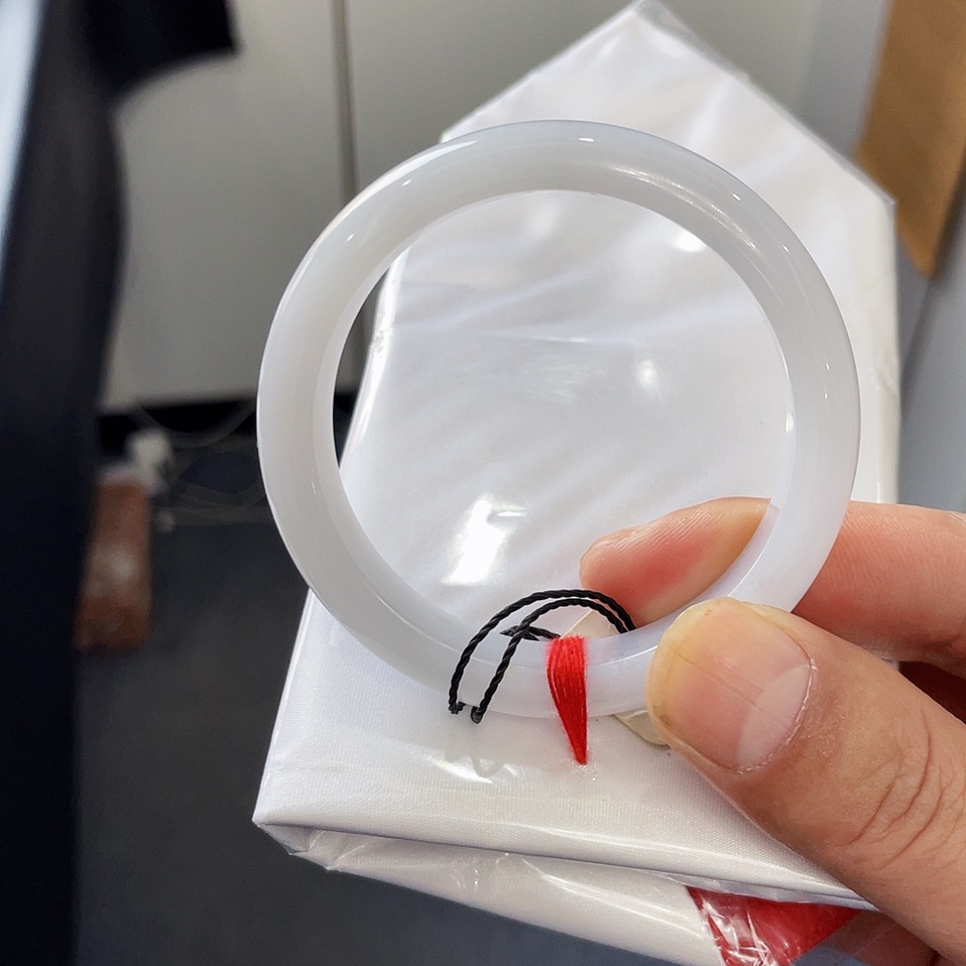 翡翠未镶嵌手镯翡翠