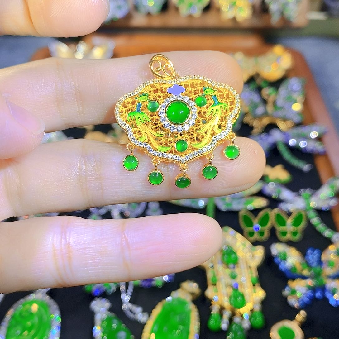 吊坠(不含链)银S925镶嵌翡翠