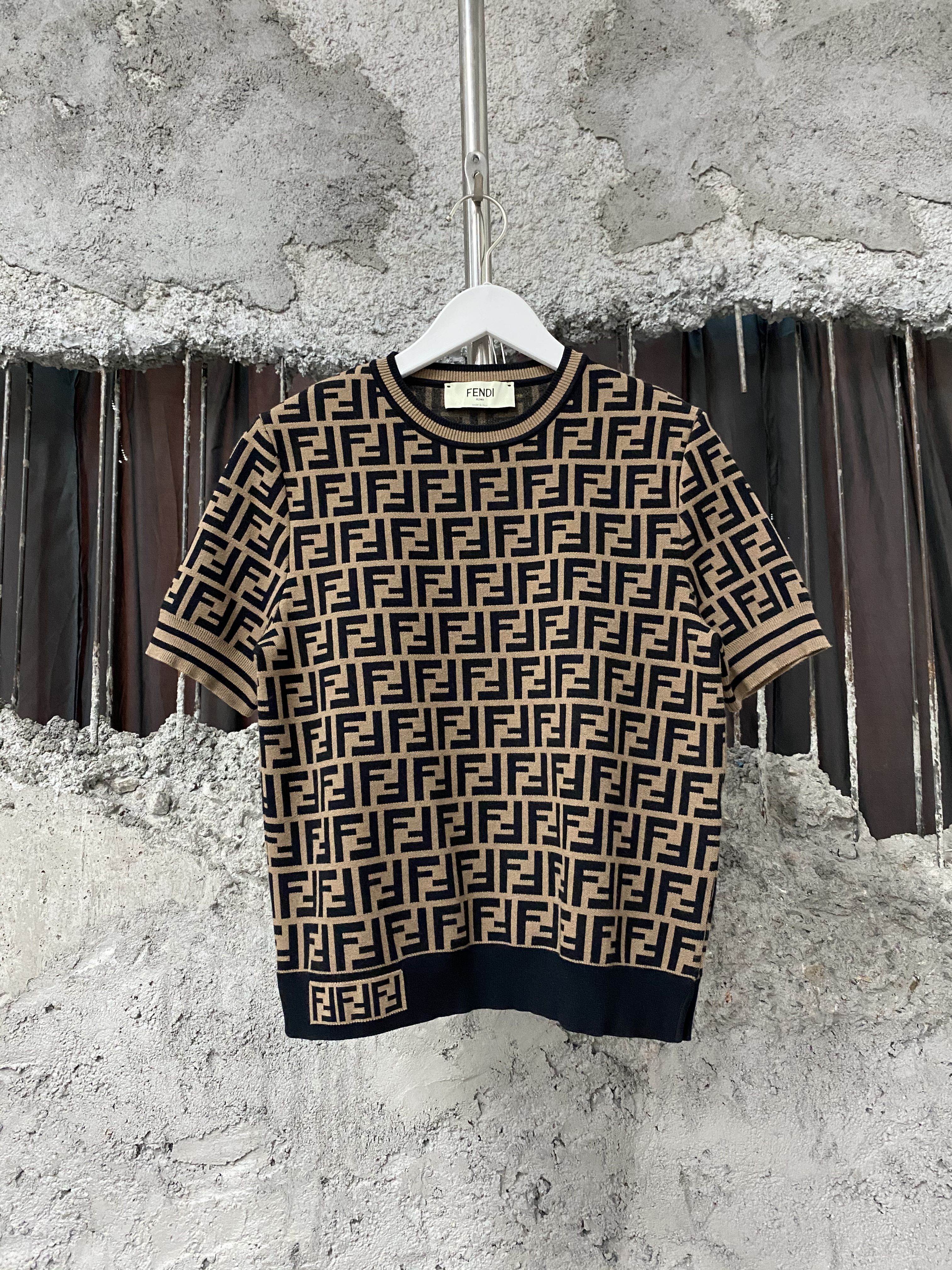 99新 FENDI/芬迪 老花针织短袖/42码 