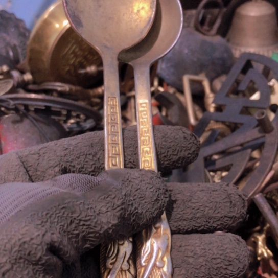 好***安闪电购铜摆件工艺品