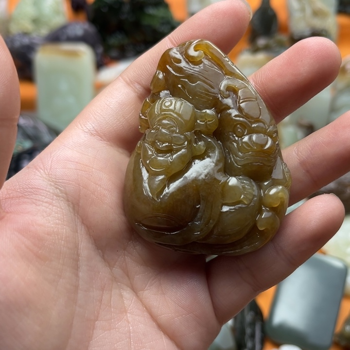 和田玉颈饰未镶嵌