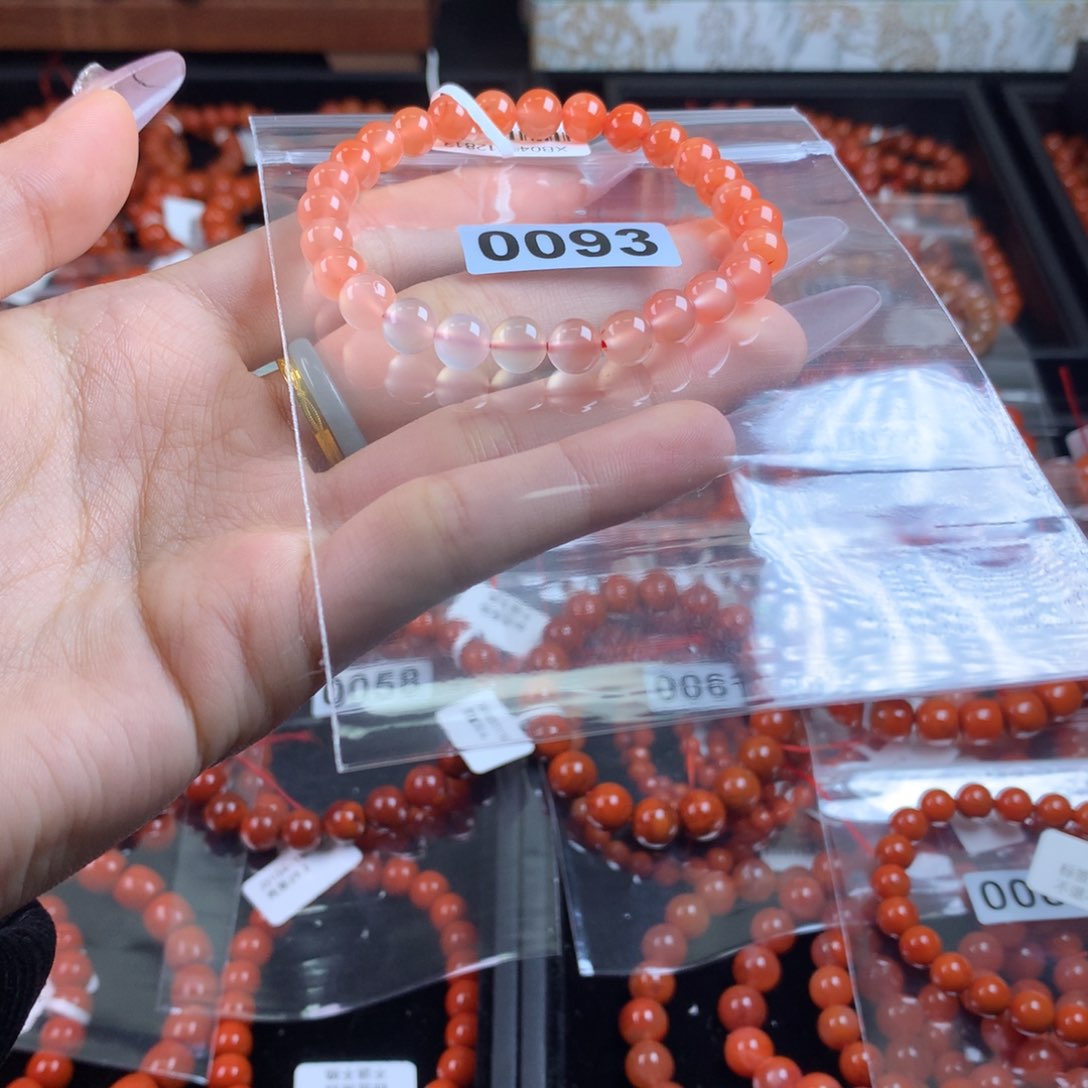 南红玛瑙手链未镶嵌0093