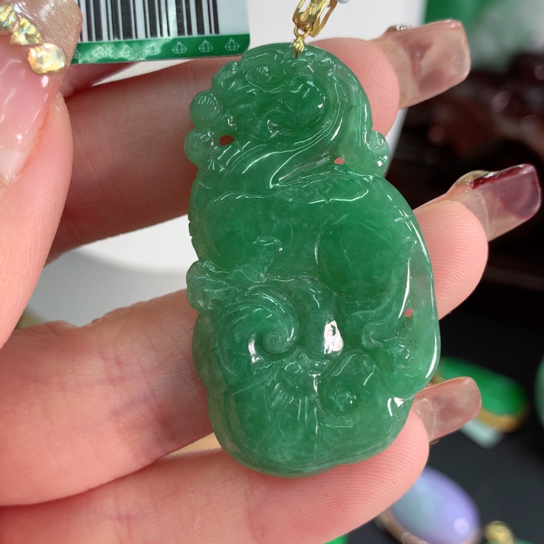 翡翠吊坠(不含链)18K金镶嵌