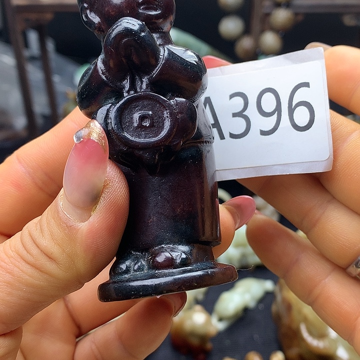 和田玉未镶嵌车挂