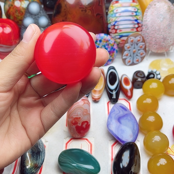 玛瑙/玉髓未镶嵌珠宝奇石