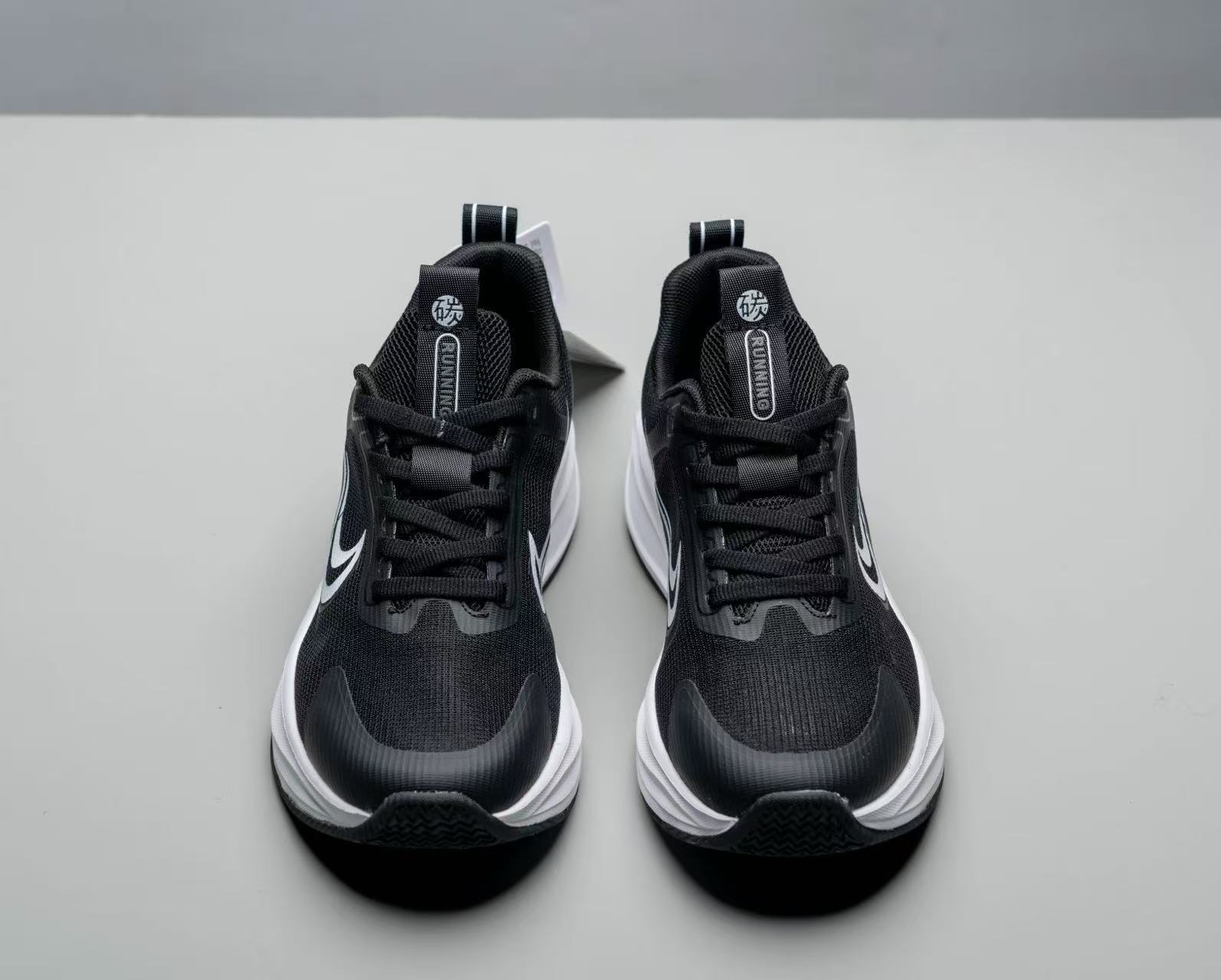 品牌碳板断码跑步鞋运动百搭休闲轻便男女同款运动跑步鞋