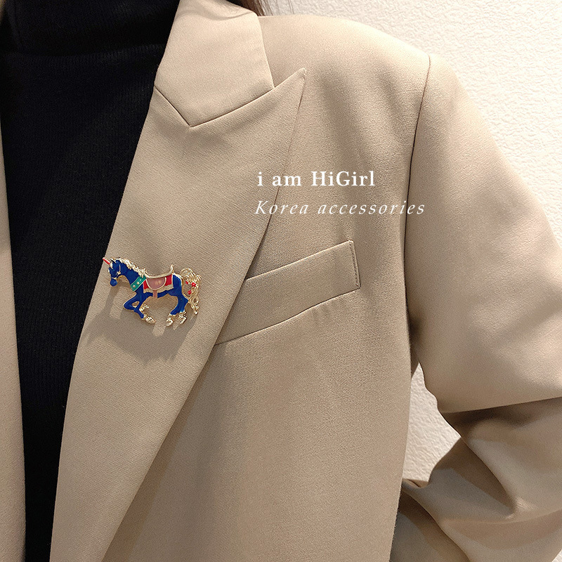 铜珐琅胸针 2026新年过年珐琅小马胸针韩国ins时尚小众别针轻奢