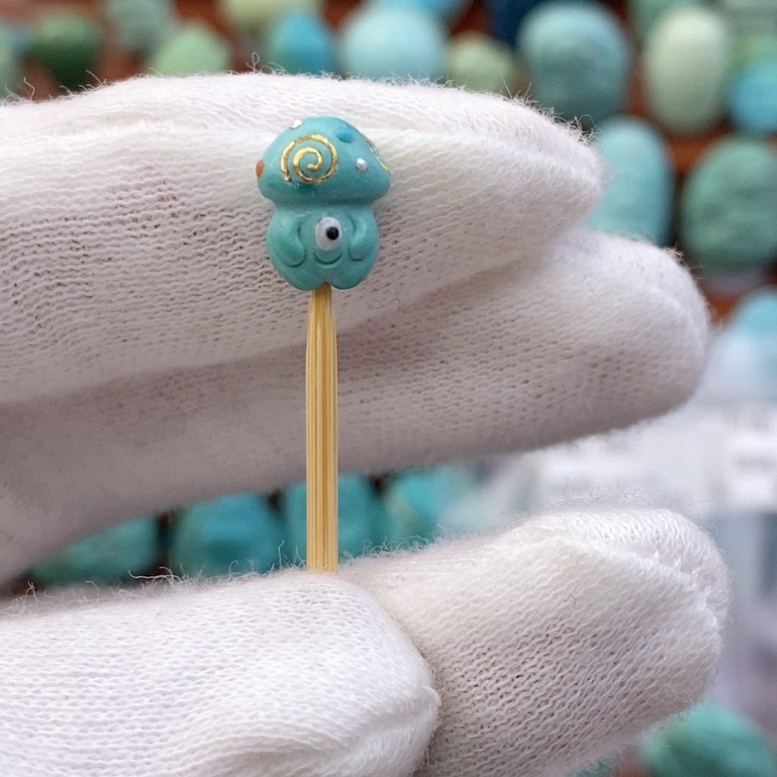 绿松石未镶嵌珠宝奇石