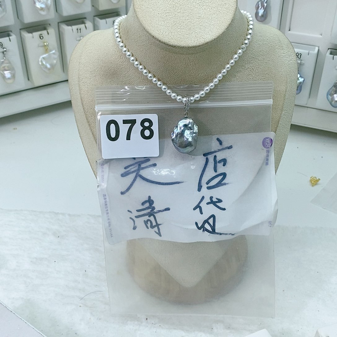 淡水珍珠颈饰合金