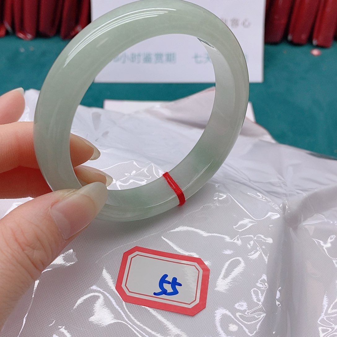 翡翠手镯未镶嵌戒*掉5555555