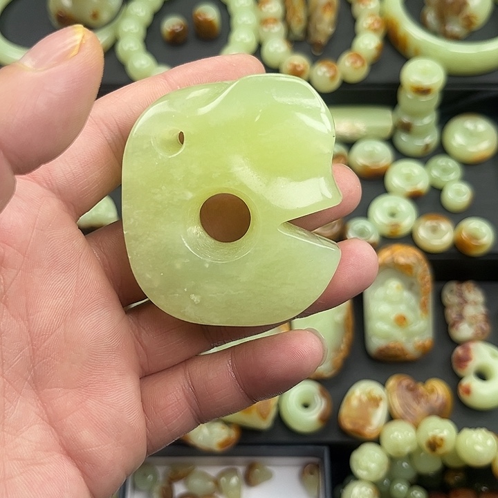 f***g岫玉未镶嵌项链百亿