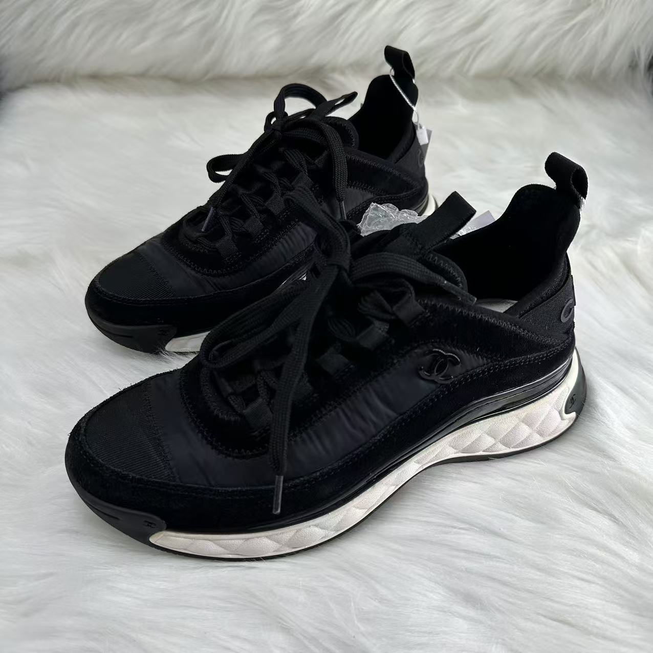 99新 Chanel/香奈儿 36码/黑白熊猫色黑标厚底气垫运动鞋 wsp163 