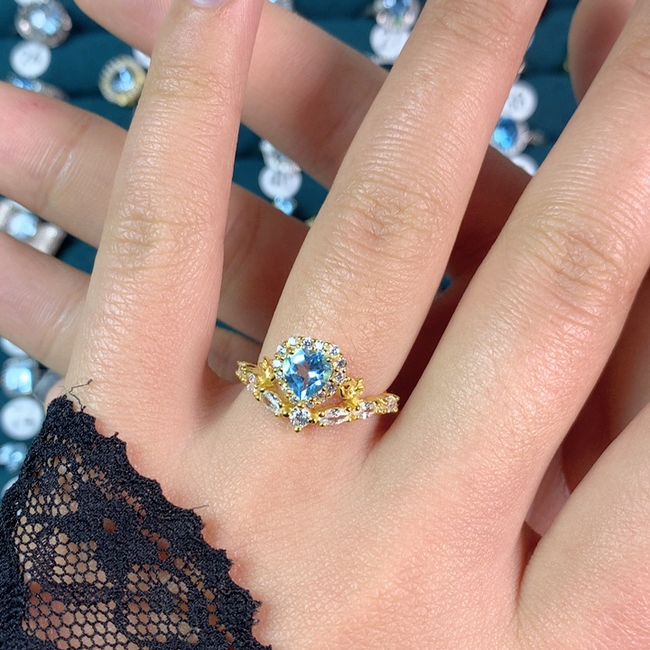 托帕石戒指银S925镶嵌