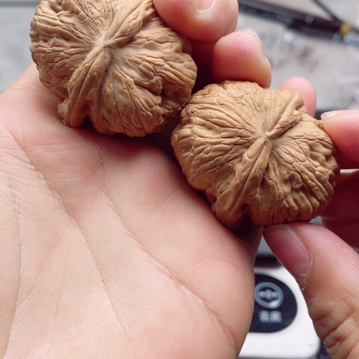 8***3吊坠文玩核桃元宝