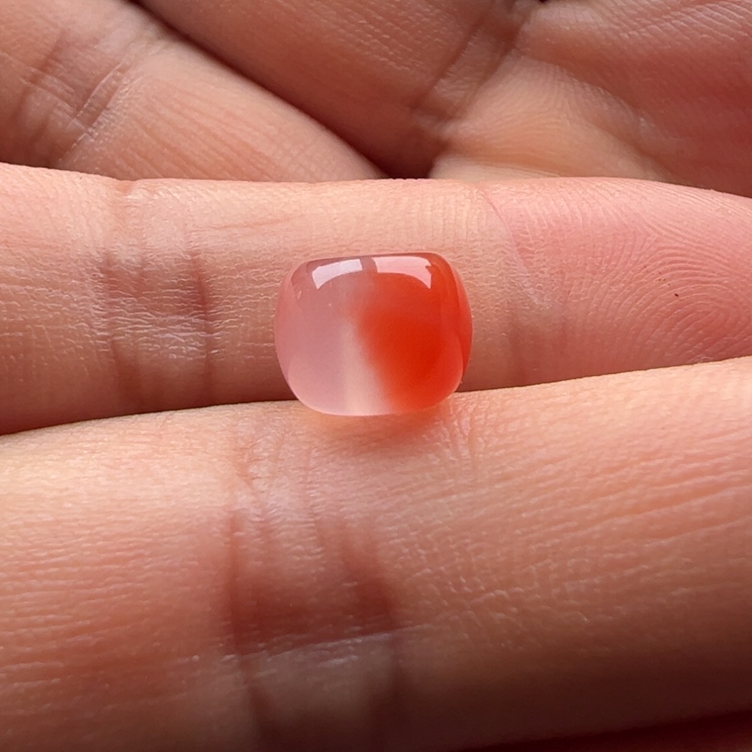 南红玛瑙老型9未镶嵌旅*