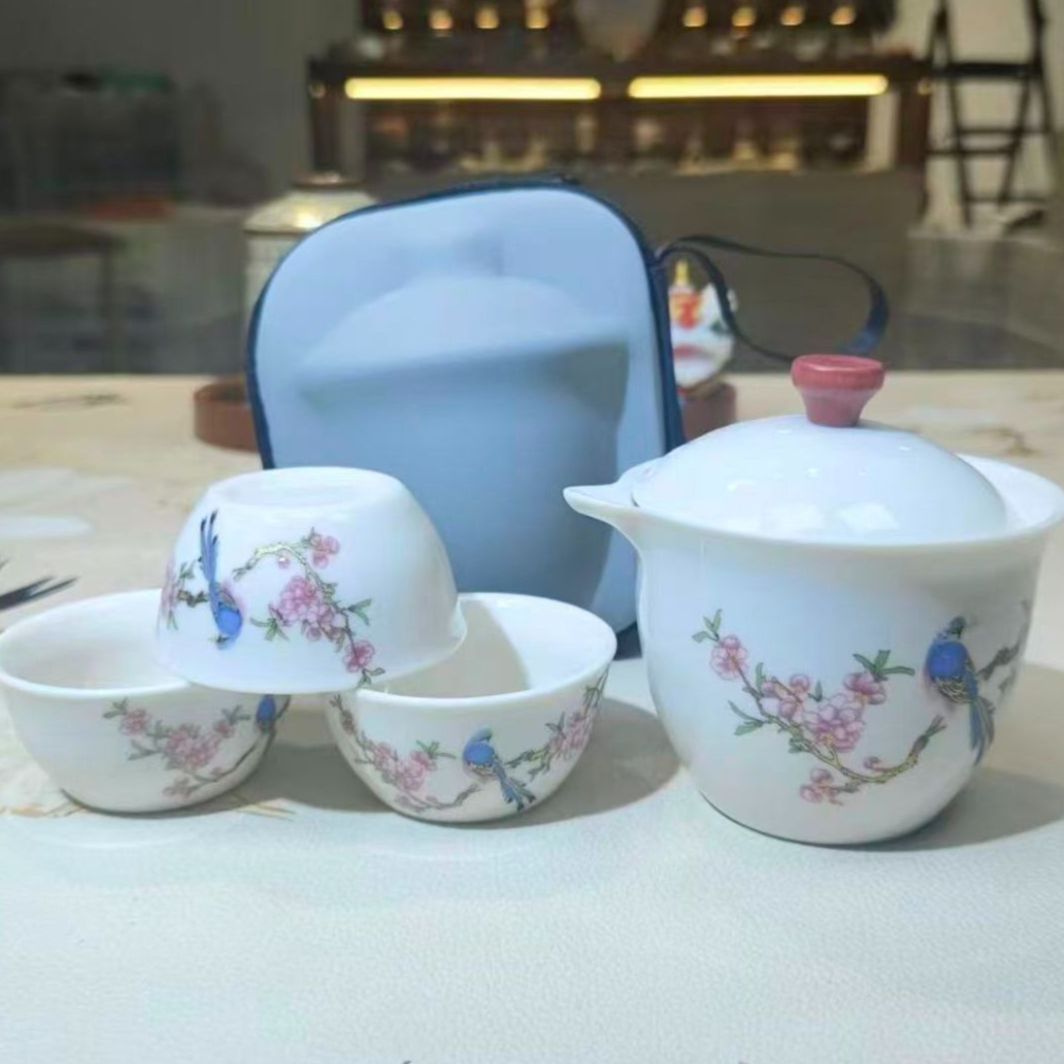 羊脂玉（喜上眉梢）手抓旅行快客（红木粒）    6333   （A）