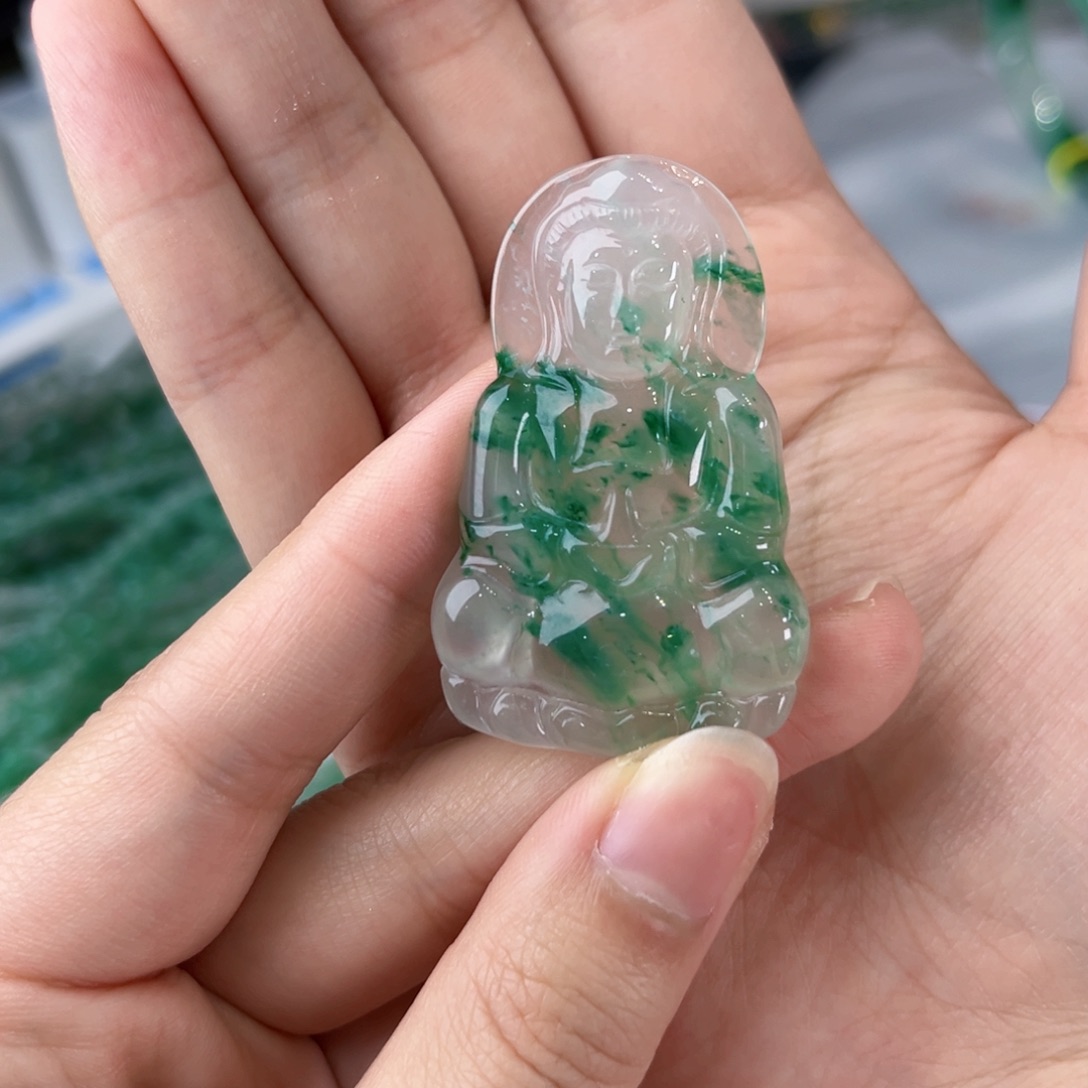 石英质玉未镶嵌颈饰dffggh