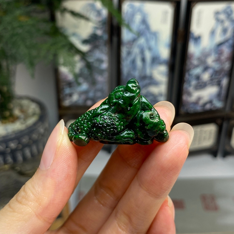 毛货  满绿藓加绿复古蟾蜍金蟾吊坠 天然翡翠A货 