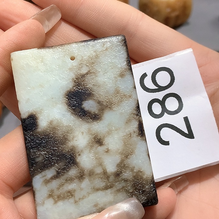 和田玉挂件未镶嵌