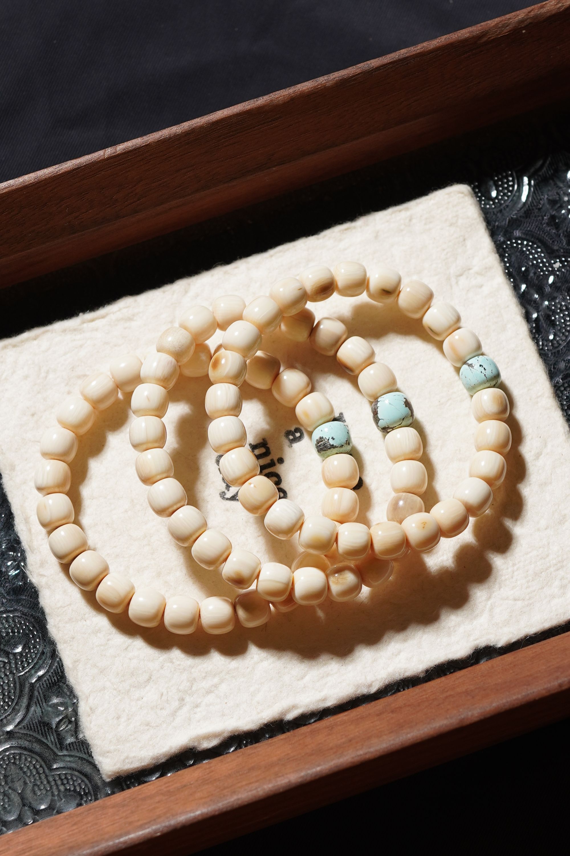 天然猛犸牙油膏料7*8mm老形珠单圈手串