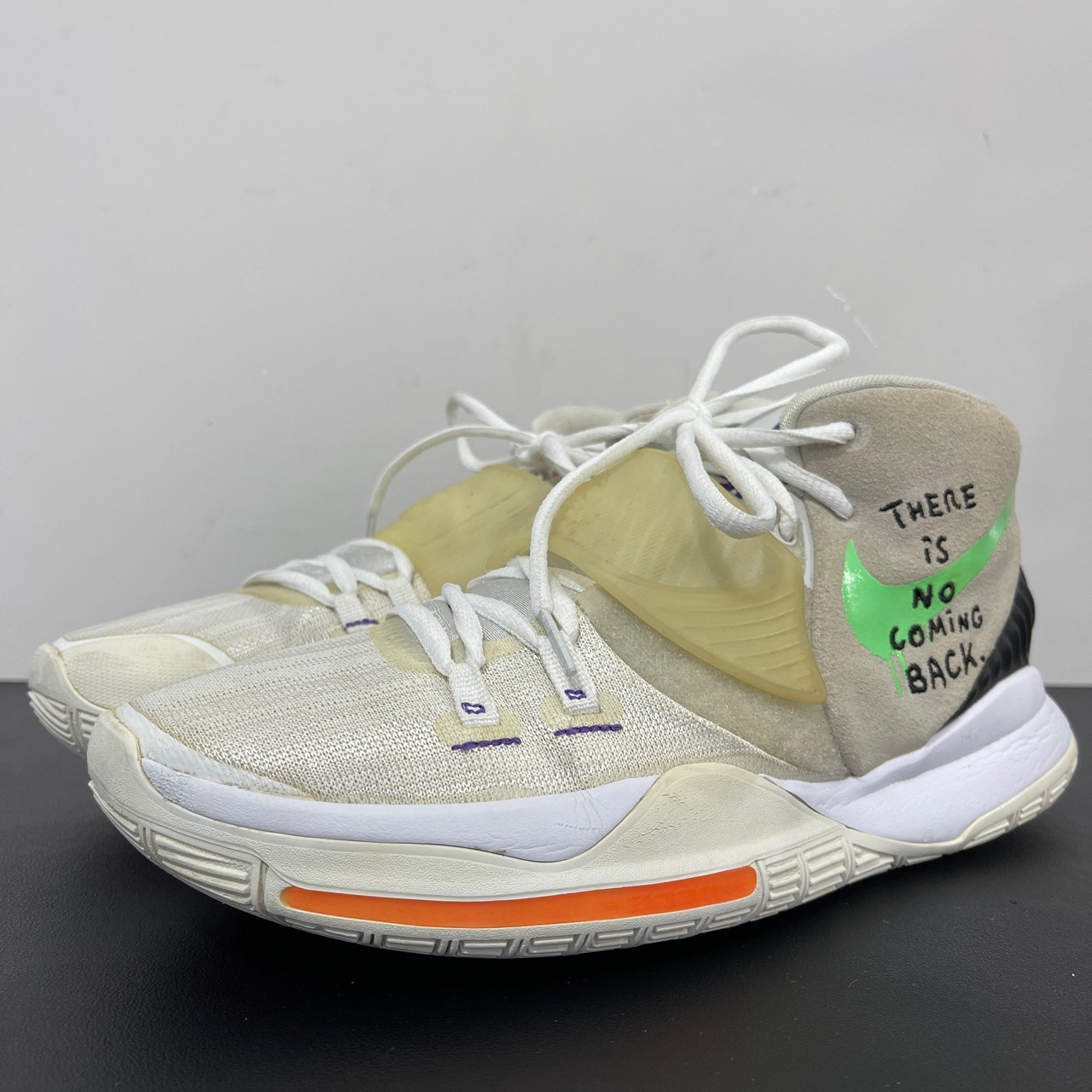 90新 NIKE/耐克 42.5码/欧文6白绿潮鞋球鞋/鞋帮修复9新/无原盒