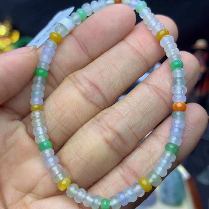 翡翠手链未镶嵌翡翠 