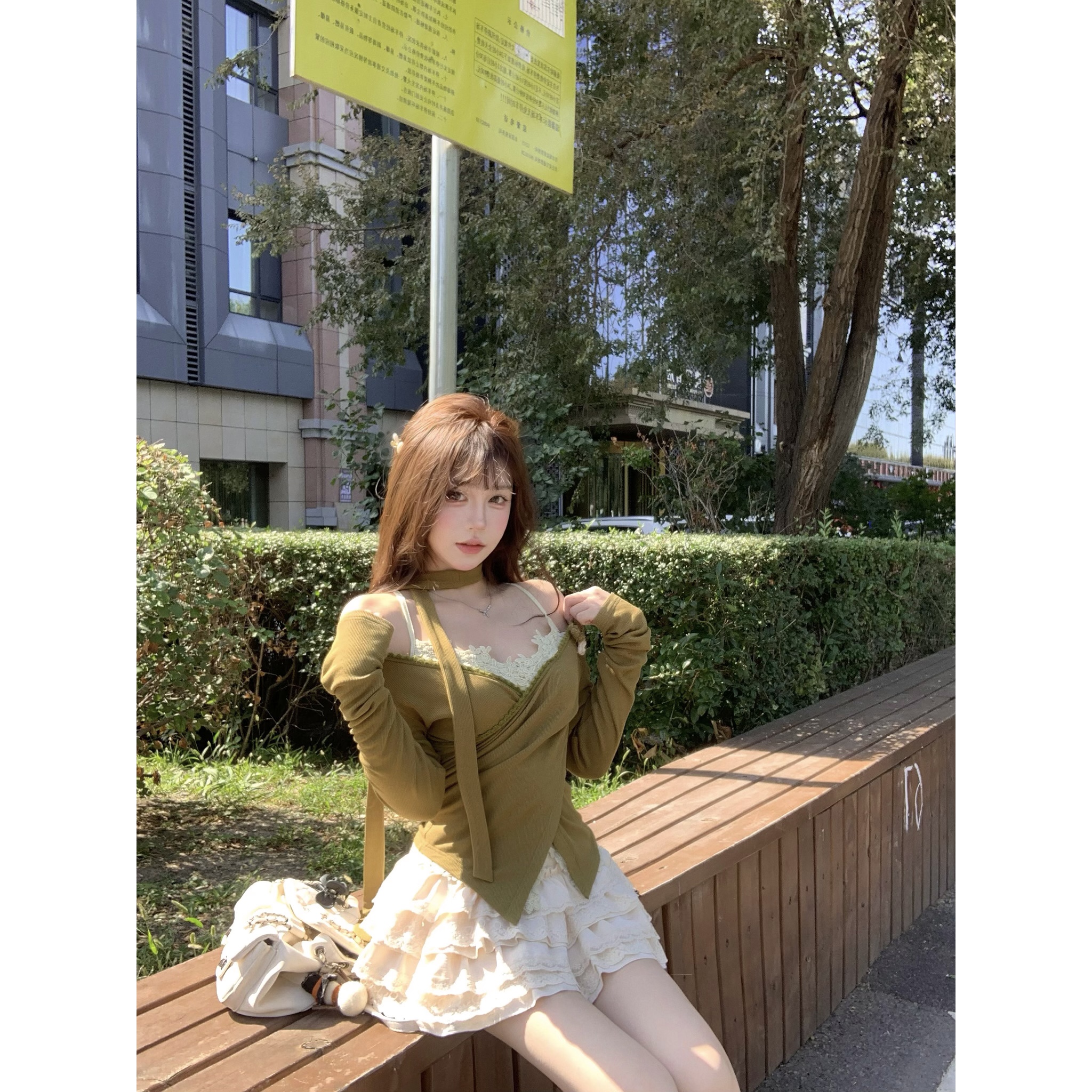 瑞茜·威瑟斯 轻氧少女 秋季甜美显瘦长袖开衫内搭半裙R66250-1H