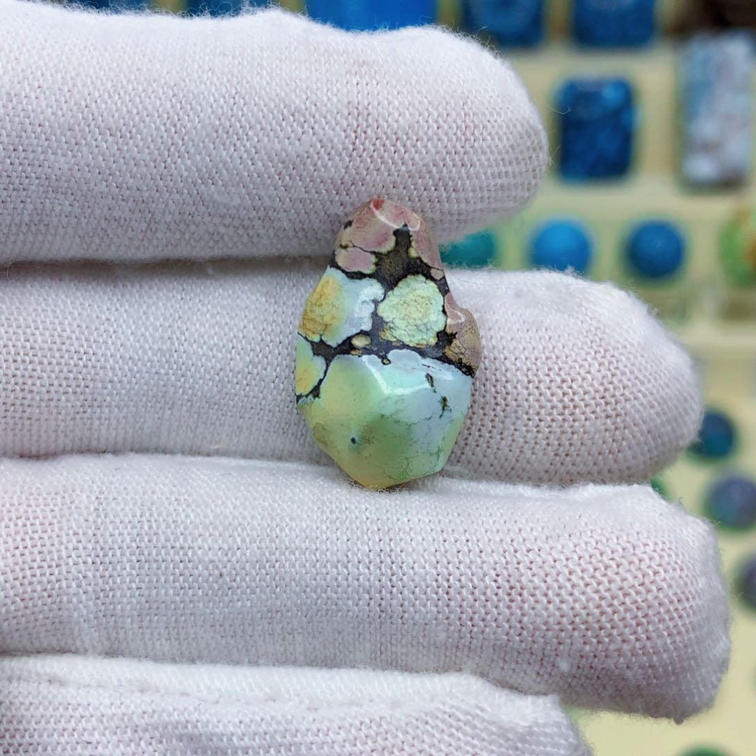 绿松石绿松石未镶嵌