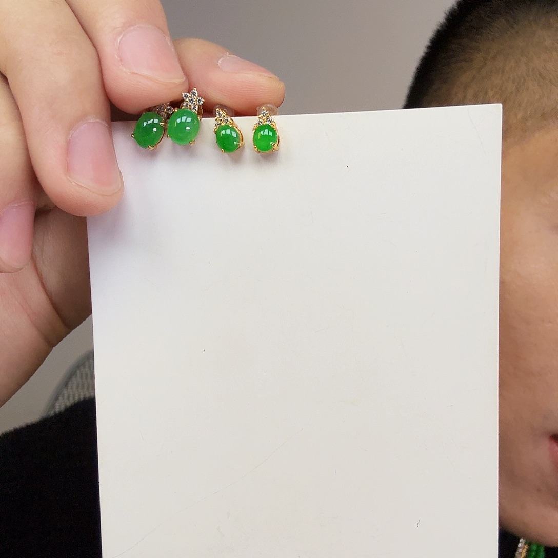 翡翠未镶嵌颈饰多样性发货只发一对