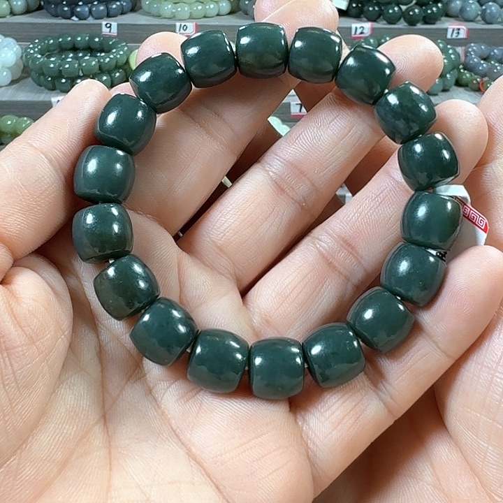 和田玉手链未镶嵌新疆沙枣青直切卡12