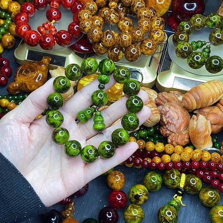 松木琥珀木文玩手串