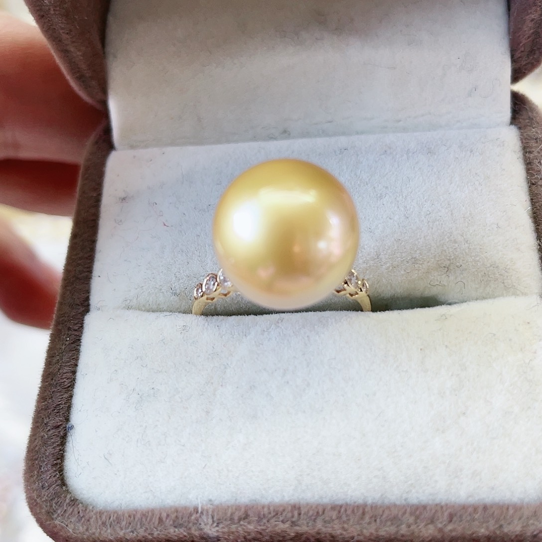 海水珍珠戒指18K金镶嵌