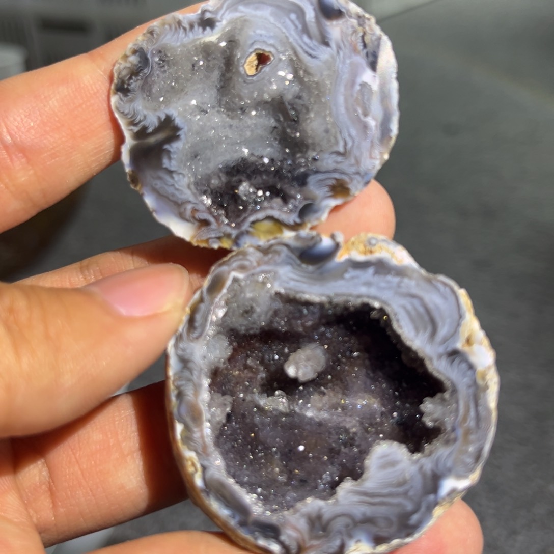 未镶嵌大型摆件（非配饰）紫晶A****?