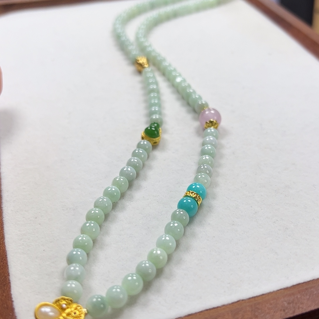 翡翠未镶嵌颈饰项链