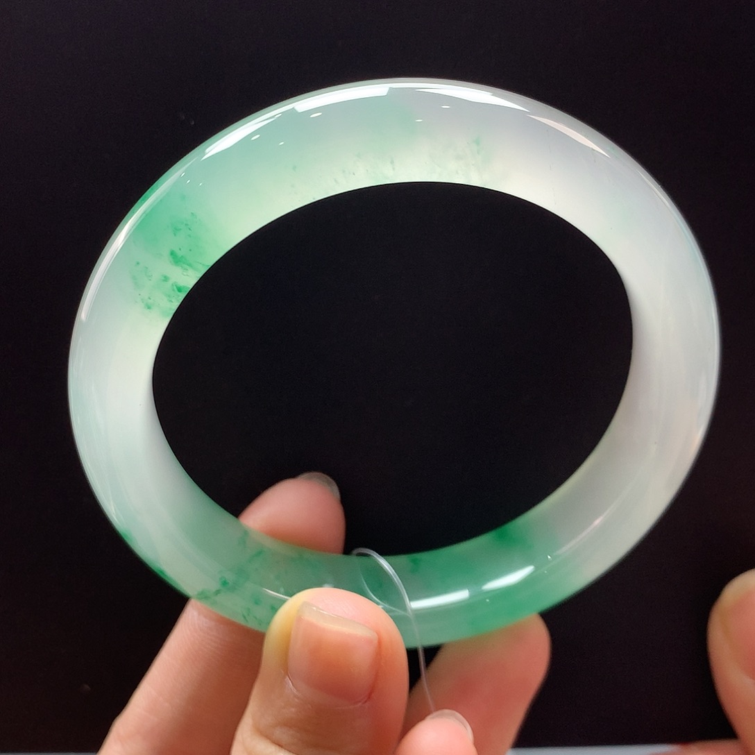 石英质玉手镯未镶嵌水