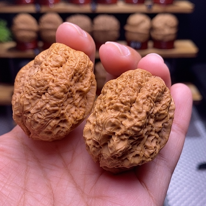 文玩核桃吊坠蝴蝶蟾2