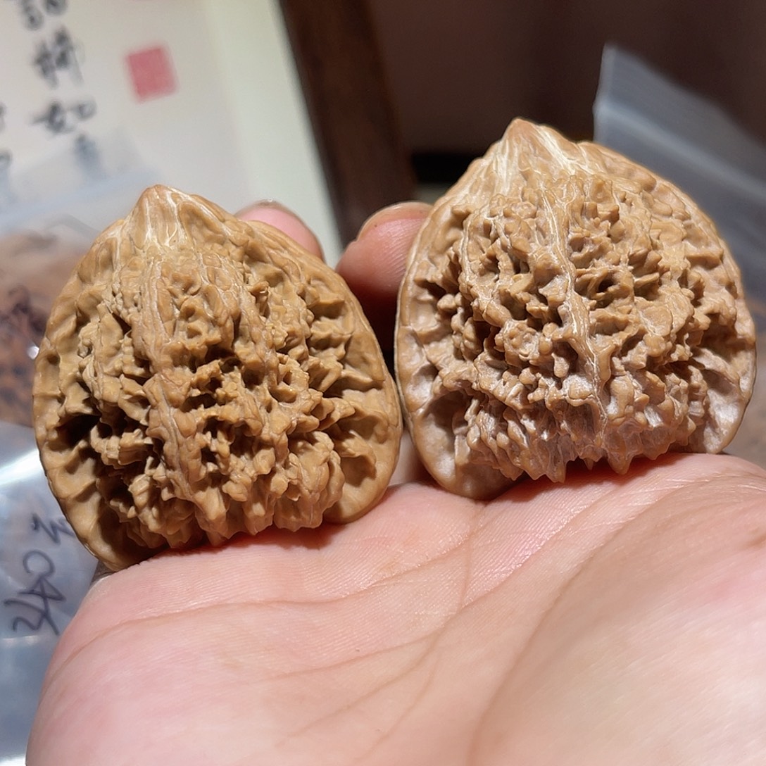 火***链吊坠桃核42满天星核桃