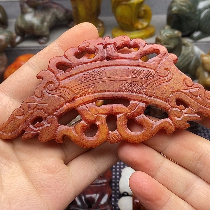 未镶嵌蛇纹石玉颈饰