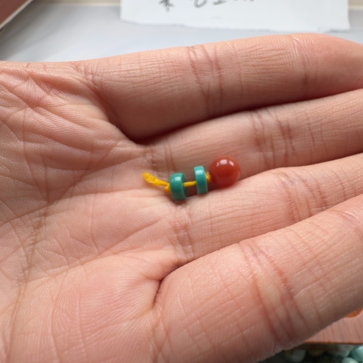 東***東南红玛瑙未镶嵌珠宝半成品