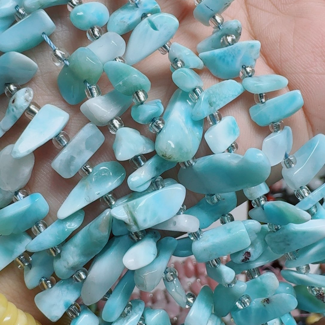 玛瑙/玉髓合金珠宝半成品海文石边孔长一条