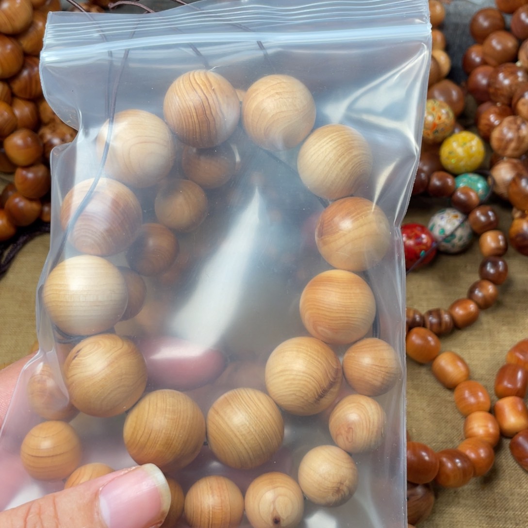 柏木（崖柏）无事牌s****韩太行崖柏老料微瑕